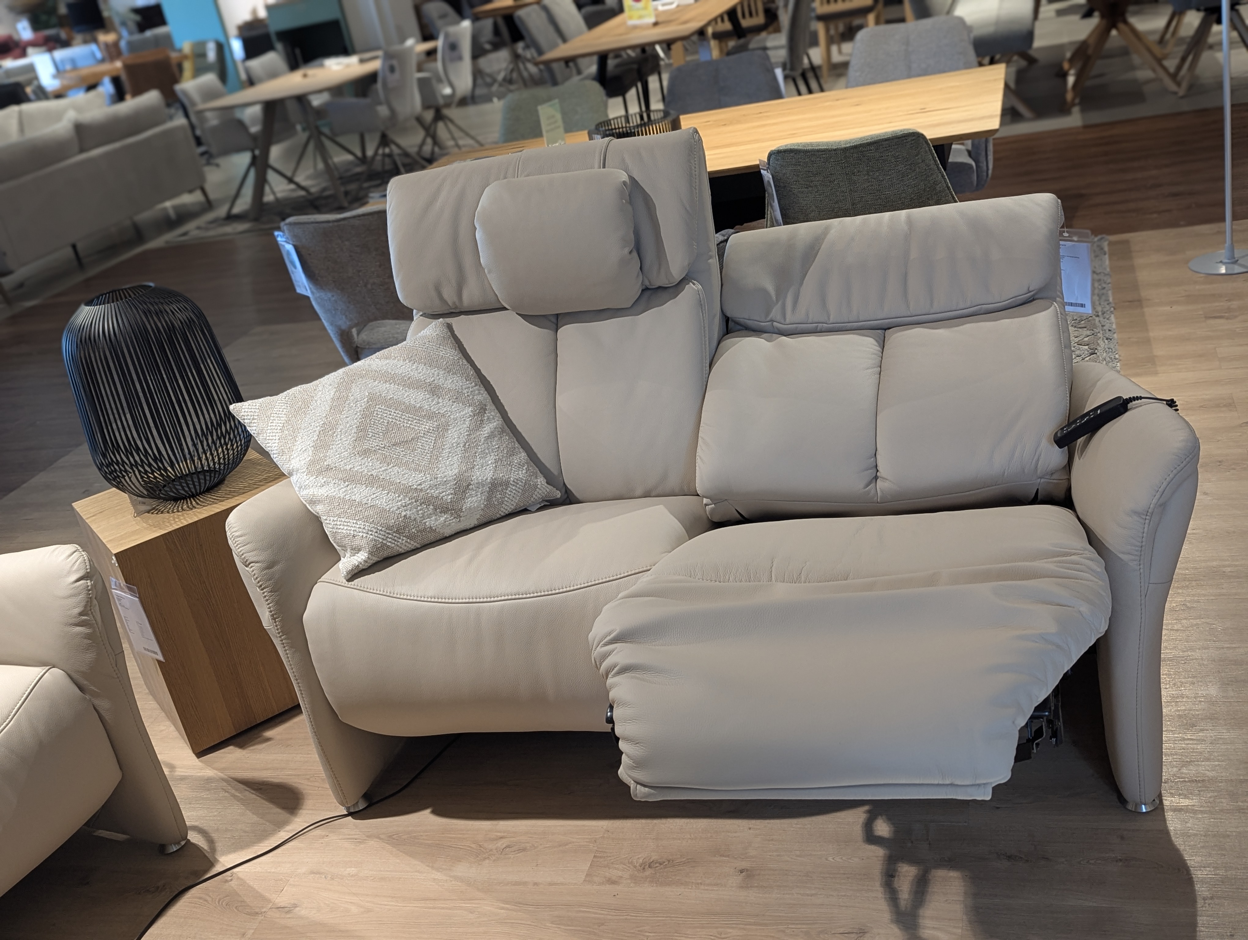 Himolla Sofa 2,5-Sitzer CANSAS 2 - elektronische Kopfteilverstellung + Sitzneigungsverstellung